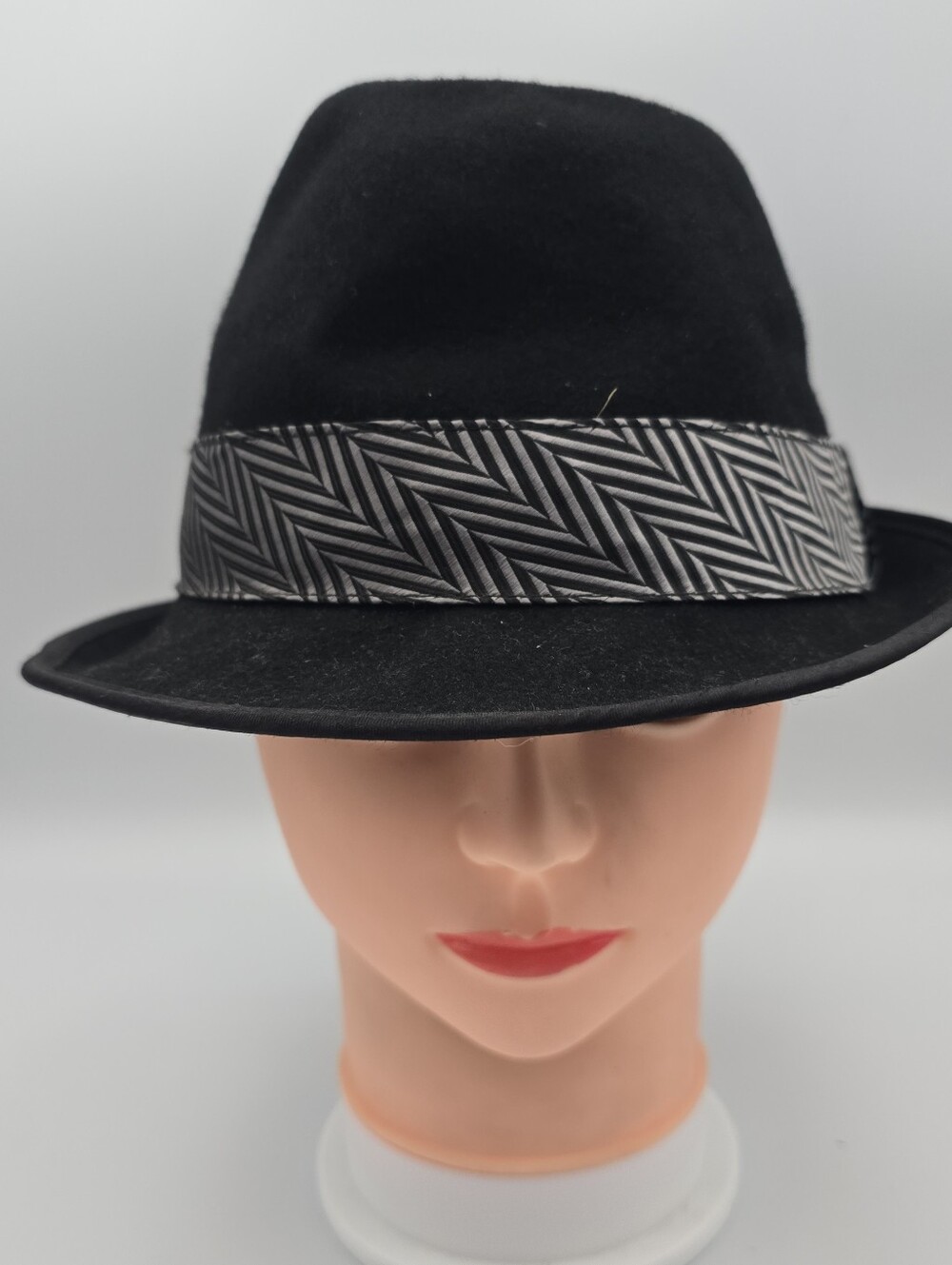 UBI Black Wool Trilby Fedora Hat Size 56CM